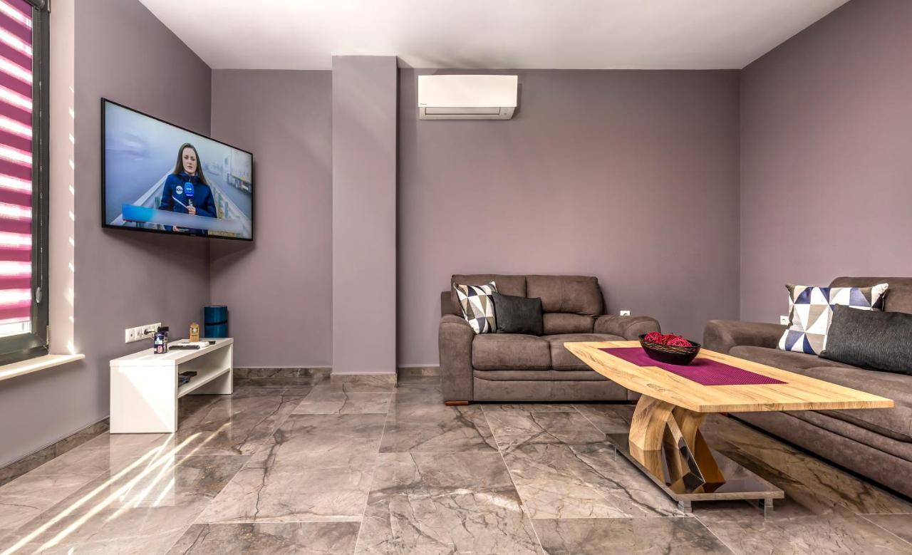 플로브디프 Stylish 1Bd Flat With A Parking Spot By Flat Mаnager 아파트 외부 사진