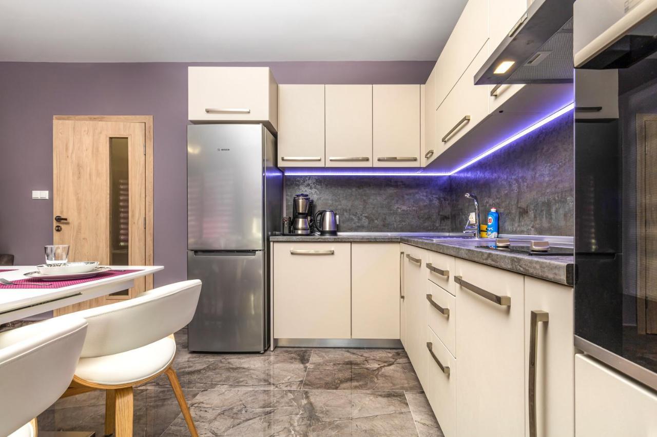 플로브디프 Stylish 1Bd Flat With A Parking Spot By Flat Mаnager 아파트 외부 사진